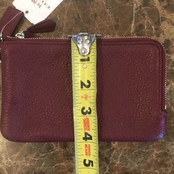 New! Coach Burgundy Pebble Leather Double Corner Zip Wristlet Wallet - Picture 14 of 15